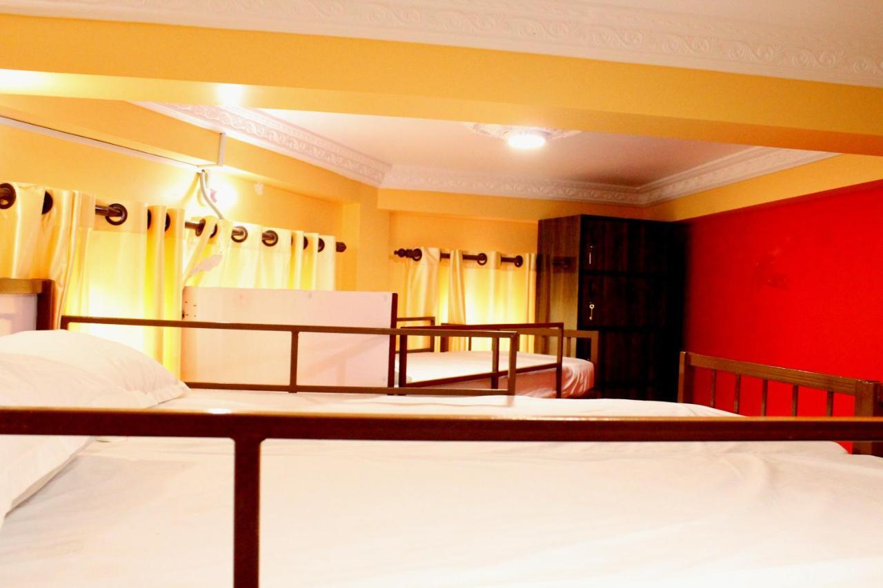 Vista City Hostel Kathmandu Bagian luar foto