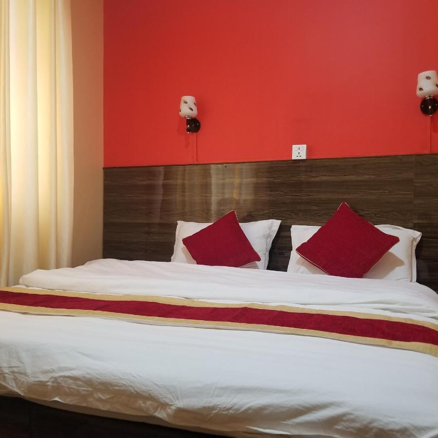 Vista City Hostel Kathmandu Bagian luar foto